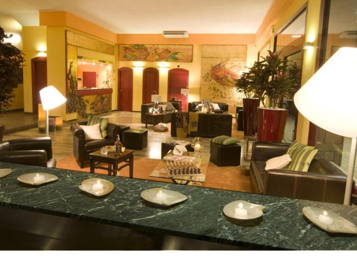 Hotel Corona Milano Marittima Exterior foto